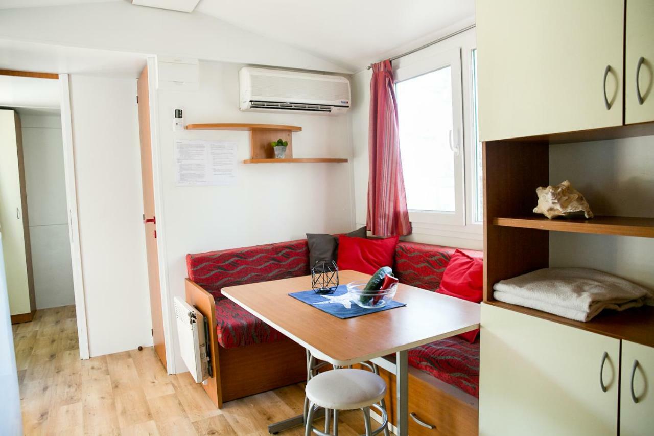 Mobilhome Baska Voda | Kemp Basko Polje Ngoại thất bức ảnh